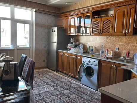 Сдаётся 2-комнатная квартира в новостройке, İnşaatçılar, 77 м², 750 AZN/мес, фото 4 / 8