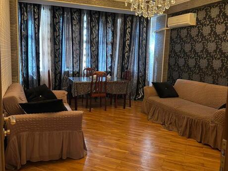 2 otaq · 77 m² · 9/9 mərtəbə, İnşaatçılar