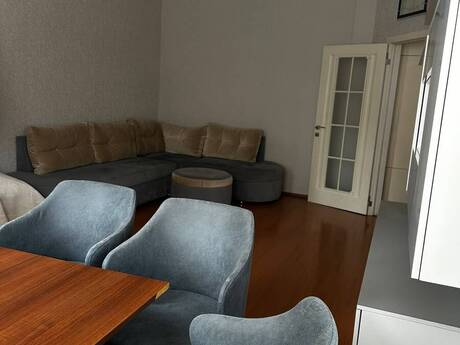 2 rooms · 74 m² · floor 4/13, Həzi Aslanov