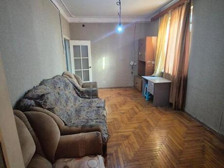2-room old-build apartment for sale in Xalqlar Dostluğu, 45 m², 120 000 AZN, photo 2 / 7