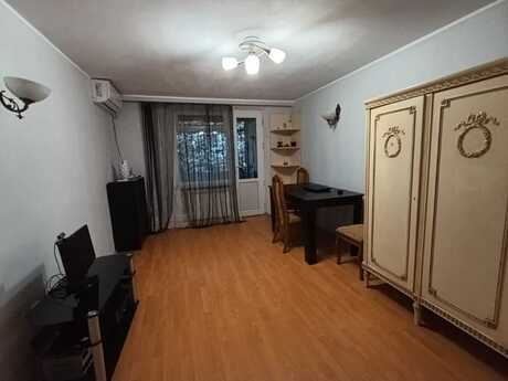 3-room old-build apartment for rent in Yasamal, 60 m², 700 AZN/mo, photo 5 / 9