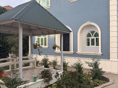 9-комн. · 270 m² · 1/1 этаж, Binə