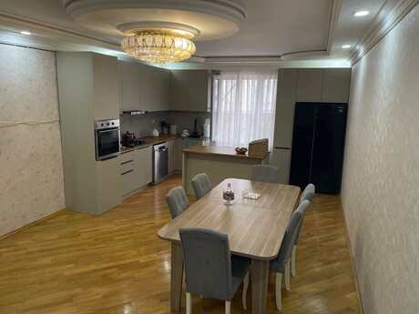 5 otaq · 150 m² · 1/1 mərtəbə, Bakıxanov