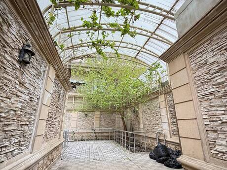 4-room old-build apartment for sale in Şah İsmayıl Xətai, 150 m², 780 000 AZN, photo 2 / 12
