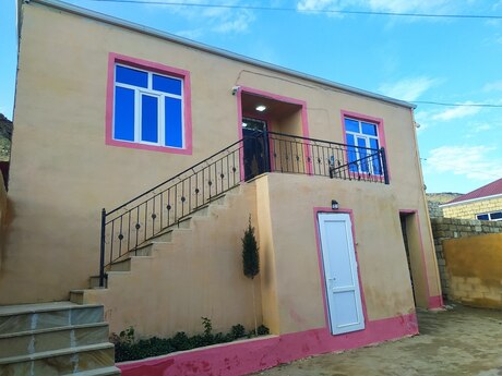 Lökbatanda 3 otaqlı həyət evi satılır, 90 m², 65 000 AZN, şəkil 2 / 12