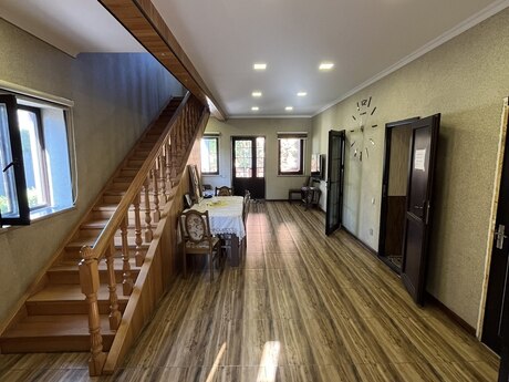 Buzovnada 5 otaqlı həyət evi satılır, 240 m², 560 000 AZN, şəkil 2 / 12