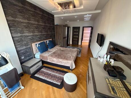 Şah İsmayıl Xətaidə 3 otaqlı köhnə tikili mənzil satılır, 132 m², 388 000 AZN, şəkil 4 / 12