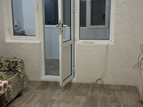 Сдаётся 2-комнатная квартира в старом фонде, Neftçilər, 32 м², 400 AZN/мес, фото 2 / 6