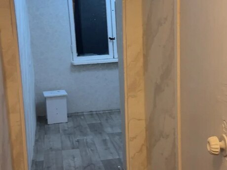 Сдаётся 2-комнатная квартира в старом фонде, Neftçilər, 32 м², 400 AZN/мес, фото 4 / 6