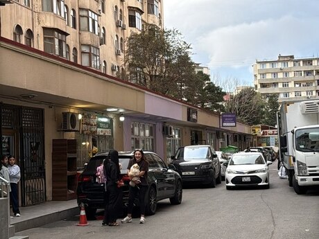 Obyekt · 40 m² · mərtəbə 1, Azadlıq prospekti