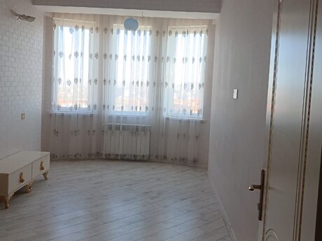 3-room new-build apartment for sale in Yeni Bakı residence, 70 m², 125 000 AZN, photo 4 / 11