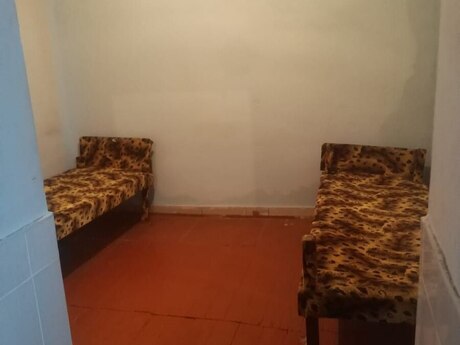 Qara Qarayevdə 2 otaqlı həyət evi kirayə verilir, 60 m², 300 AZN/ay, şəkil 2 / 5