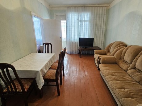 Сдаётся 2-комнатная квартира в старом фонде, Azadlıq Prospekti, 43 м², 500 AZN/мес, фото 3 / 12