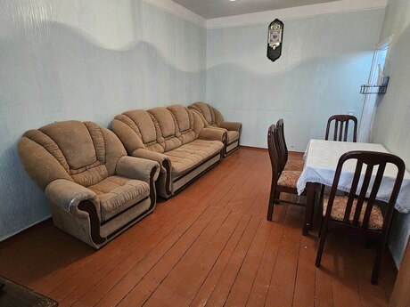 Сдаётся 2-комнатная квартира в старом фонде, Azadlıq Prospekti, 43 м², 500 AZN/мес, фото 2 / 12