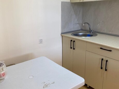 Şüvəlanda 3 otaqlı həyət evi kirayə verilir, 70 m², 400 AZN/ay, şəkil 2 / 9
