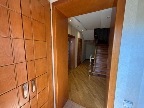 Abşeronda 5 otaqlı həyət evi kirayə verilir, 190 m², 1 800 AZN/ay, şəkil 4 / 12