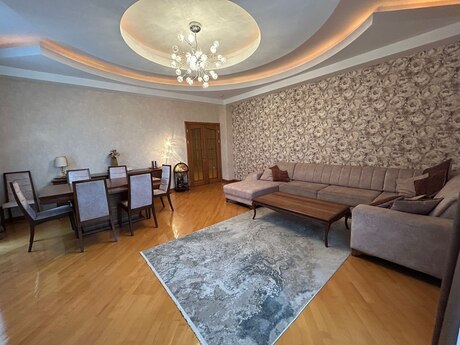 3-room new-build apartment for sale in İnşaatçılar, 175 m², 495 000 AZN, photo 3 / 12