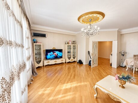 İnşaatçılarda 4 otaqlı yeni tikili mənzil satılır, 135 m², 285 000 AZN, şəkil 3 / 12