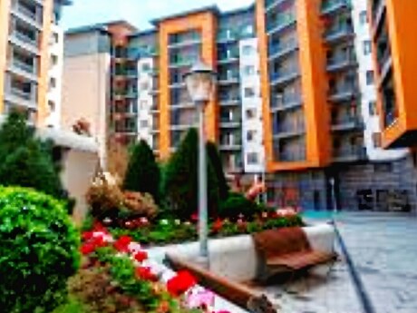 3 rooms · 92 m² · floor 3/8, Ağ şəhər