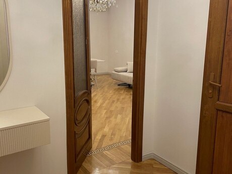 Nəriman Nərimanovda 2 otaqlı yeni tikili mənzil kirayə verilir, 91 m², 1 000 AZN/ay, şəkil 3 / 12