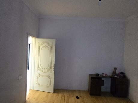 Binədə 4 otaqlı həyət evi satılır, 220 m², 60 000 AZN, şəkil 5 / 12