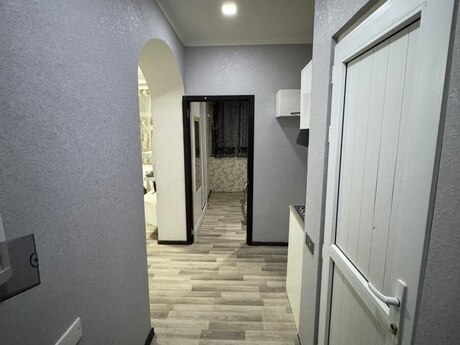 2 otaq · 44 m² · 5/6 mərtəbə, Qurtuluş 93
