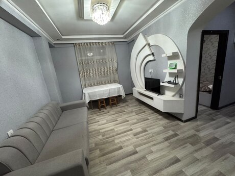 Qurtuluş 93 kompleksində 2 otaqlı yeni tikili mənzil kirayə verilir, 44 m², 400 AZN/ay, şəkil 3 / 7