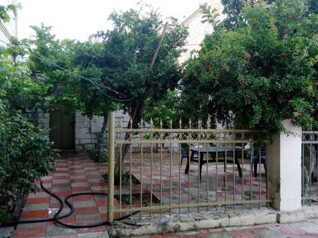 5 otaq · 150 m² · 1/1 mərtəbə, Məmməd Araz küç.