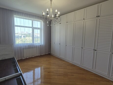 Сдаётся 3-комнатная квартира в новостройке, Gənclik, 170 м², 1 500 AZN/мес, фото 3 / 12