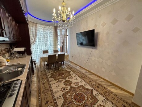Şah İsmayıl Xətaidə 3 otaqlı yeni tikili mənzil kirayə verilir, 170 m², 1 600 AZN/ay, şəkil 5 / 12