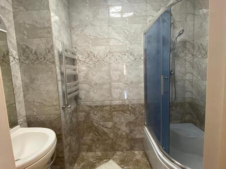 3-room new-build apartment for rent in Gənclik, 134 m², 1 390 AZN/mo, photo 5 / 12