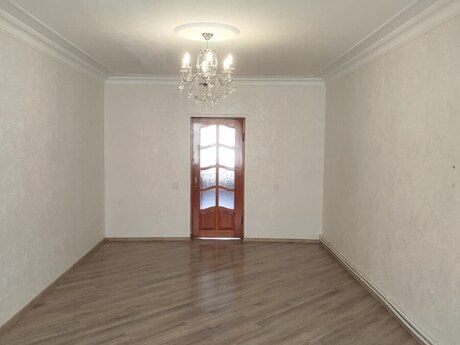 Xalqlar Dostluğunda 3 otaqlı köhnə tikili mənzil satılır, 90 m², 238 500 AZN, şəkil 3 / 12