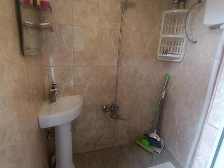 Yeni Ramanada 1 otaqlı həyət evi kirayə verilir, 35 m², 250 AZN/ay, şəkil 4 / 5