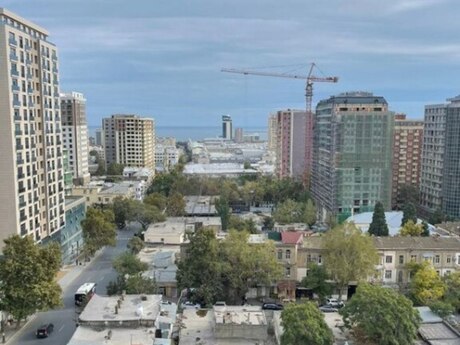 Pilot Həyat Residence kompleksində 3 otaqlı yeni tikili mənzil satılır, 145 m², 440 000 AZN, şəkil 3 / 8