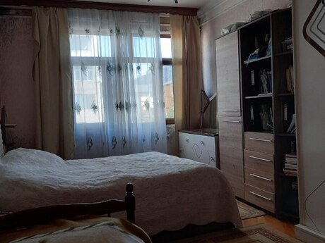 Gənclikdə 2 otaqlı köhnə tikili mənzil kirayə verilir, 50 m², 670 AZN/ay, şəkil 4 / 9