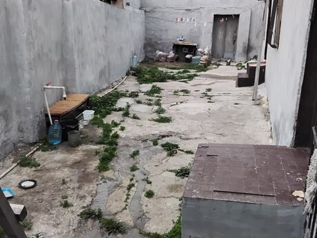 4 rooms · 70 m² · floor 1/1, M.Ə.Rəsulzadə