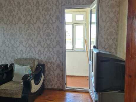 Продаётся 3-комнатная квартира в старом фонде, Köhnə Günəşli, 70 м², 129 000 AZN, фото 3 / 12