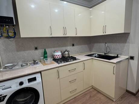 Elmlər Akademiyasında 3 otaqlı köhnə tikili mənzil kirayə verilir, 75 m², 900 AZN/ay, şəkil 3 / 10