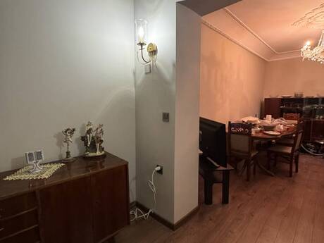 Elmlər Akademiyasında 3 otaqlı köhnə tikili mənzil kirayə verilir, 75 m², 900 AZN/ay, şəkil 2 / 10