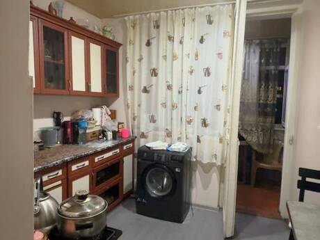 Qaraçuxurda 4 otaqlı köhnə tikili mənzil satılır, 100 m², 175 000 AZN, şəkil 5 / 8