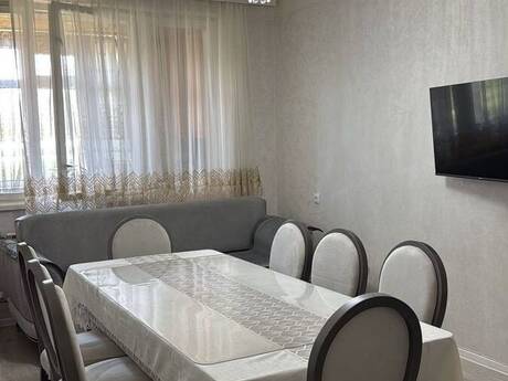 Qaraçuxurda 4 otaqlı köhnə tikili mənzil satılır, 100 m², 175 000 AZN, şəkil 3 / 8