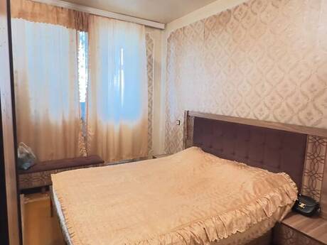 Qaraçuxurda 4 otaqlı köhnə tikili mənzil satılır, 100 m², 175 000 AZN, şəkil 4 / 8