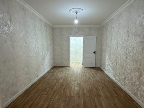 Abşeronda 2 otaqlı köhnə tikili mənzil satılır, 65 m², 125 000 AZN, şəkil 3 / 12