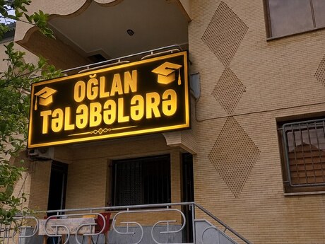 12 otaq · 700 m²