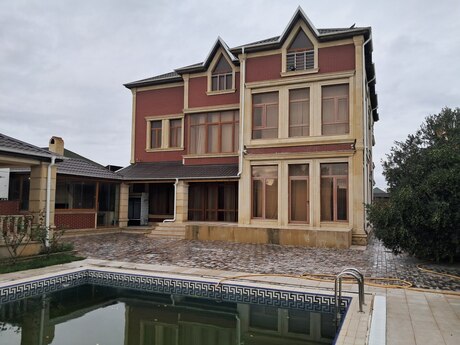 8-комн. · 600 m² · 1/1 этаж, Novxanı