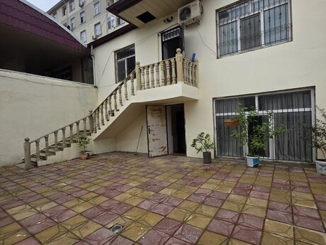 5 otaq · 180 m²