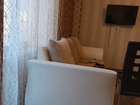 Abşeronda 2 otaqlı yeni tikili mənzil kirayə verilir, 52 m², 400 AZN/ay, şəkil 2 / 9
