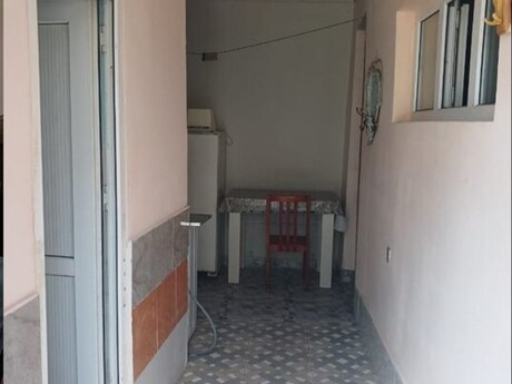 Azadlıq Prospektidə 1 otaqlı həyət evi kirayə verilir, 40 m², 350 AZN/ay, şəkil 2 / 9