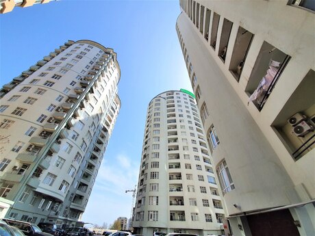 28 Mayda 4 otaqlı yeni tikili mənzil kirayə verilir, 221 m², 1 700 AZN/ay, şəkil 2 / 12