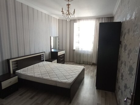 Əhmədlidə 3 otaqlı yeni tikili mənzil kirayə verilir, 130 m², 750 AZN/ay, şəkil 3 / 12